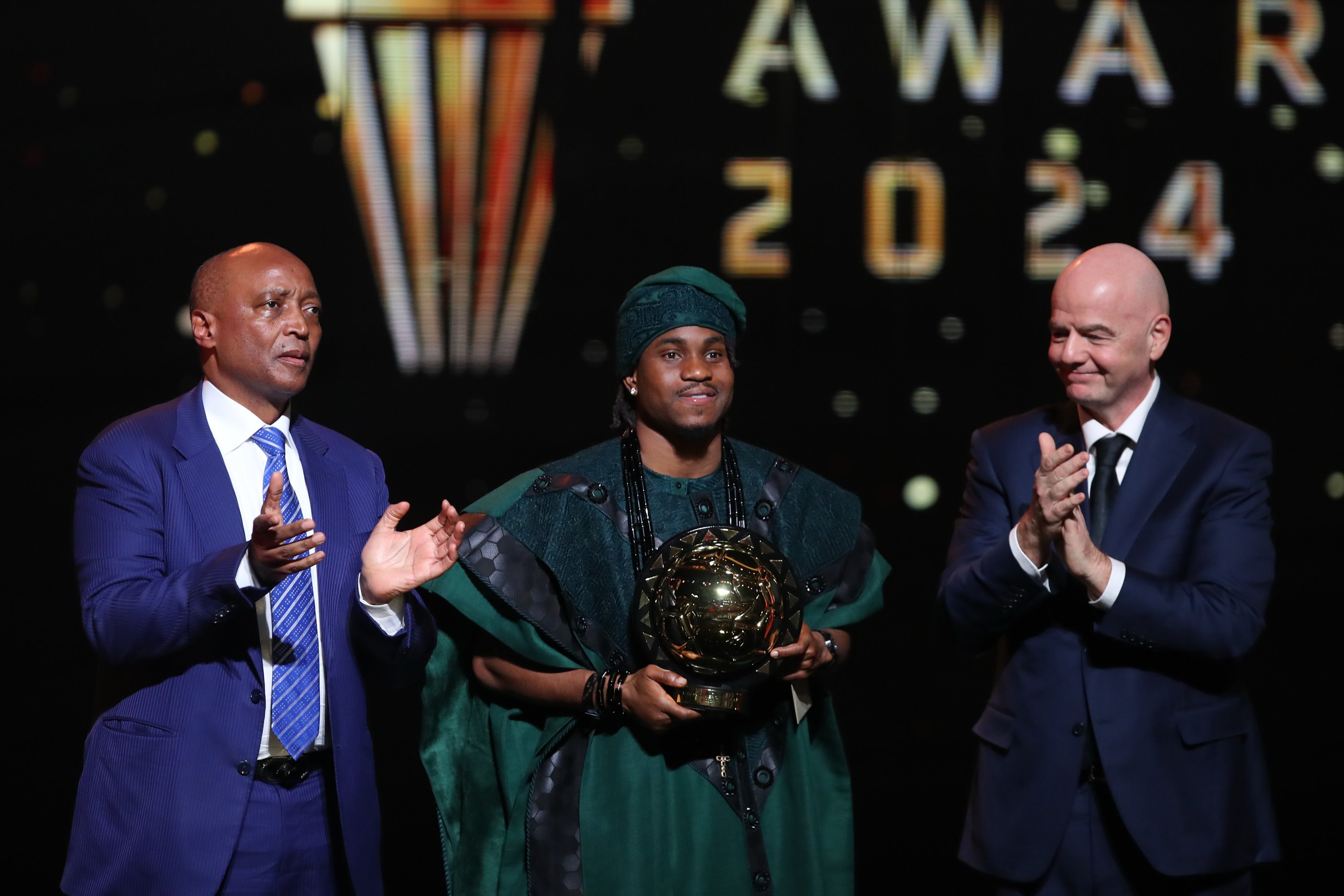 CAF Awards 2024 : Ademola Lookman sacré Ballon d'Or africain au terme d'une saison exceptionnelle