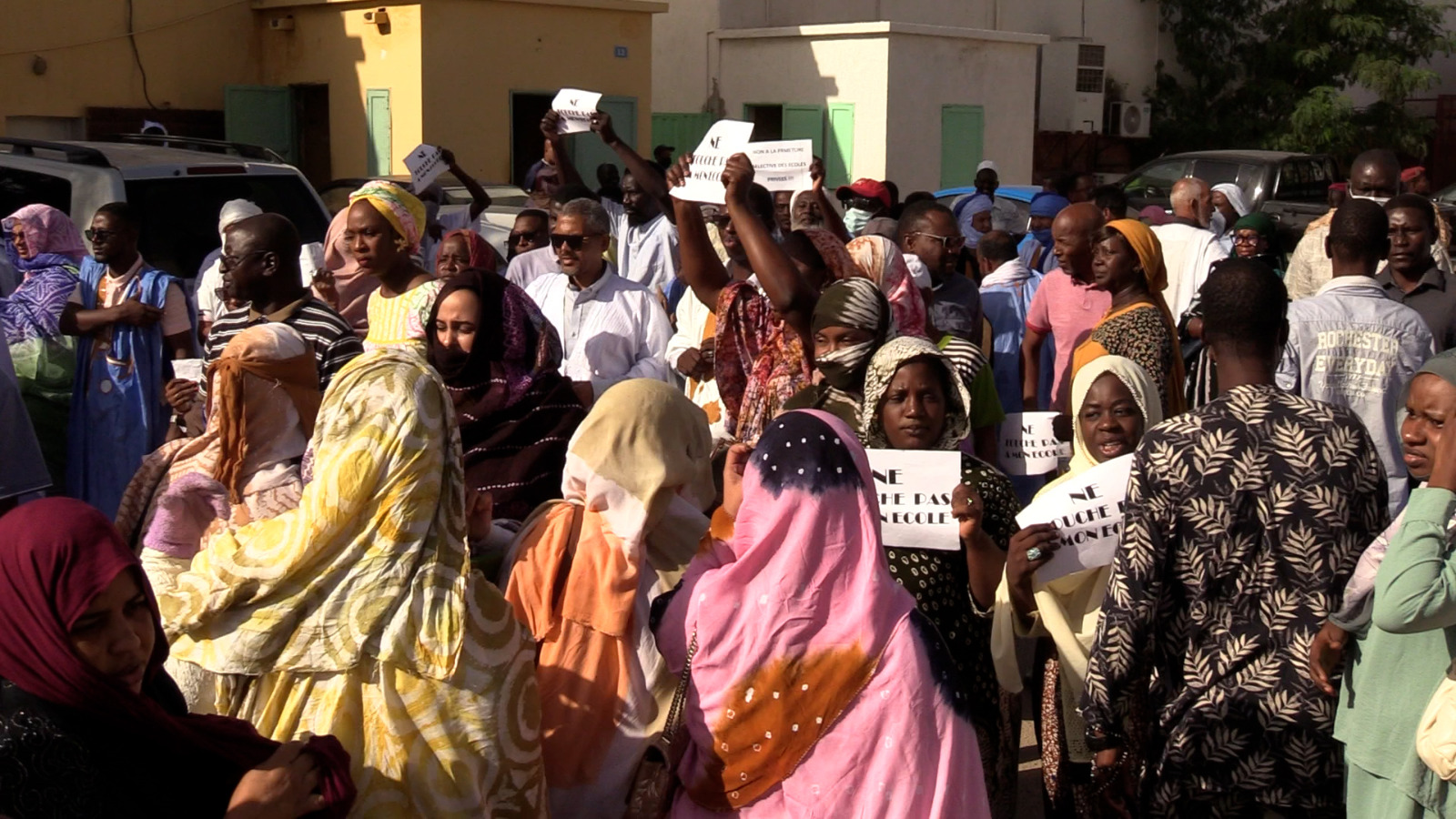 Éducation : Des syndicats signent un préavis de grève et soumettent des doléances