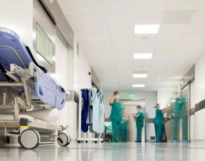 Algérie-Mauritanie : des équipes médicales des deux pays réalisent des greffes de rein à Alger