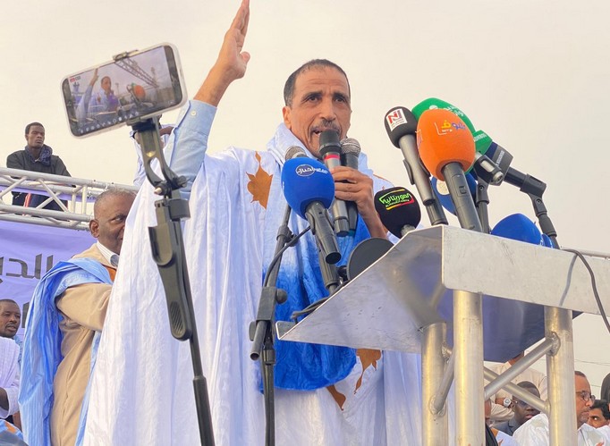 Ould Mouloud : La corruption a empêché de mettre fin à la crise de la soif à Nouadhibou malgré le lancement de projets d’approvisionnement en eau