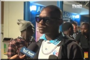 Un handicapé moteur, émerveille en dansant sur son pied unique [Vidéo] 